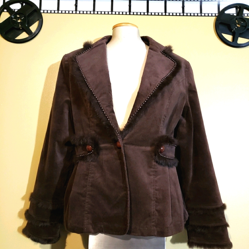Vessuti Jacket 😍